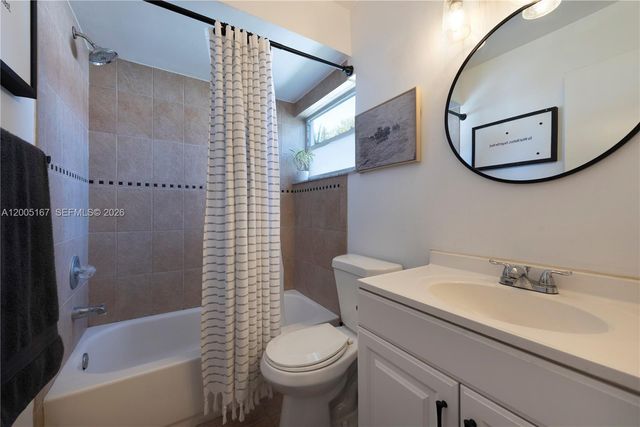 20801 SW 83rd Ave, Cutler Bay, FL 33189