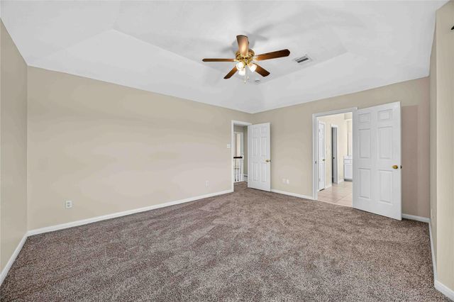 3923 Oak Wood Drive N, Pearland, TX 77581