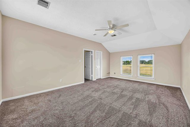 3923 Oak Wood Drive N, Pearland, TX 77581