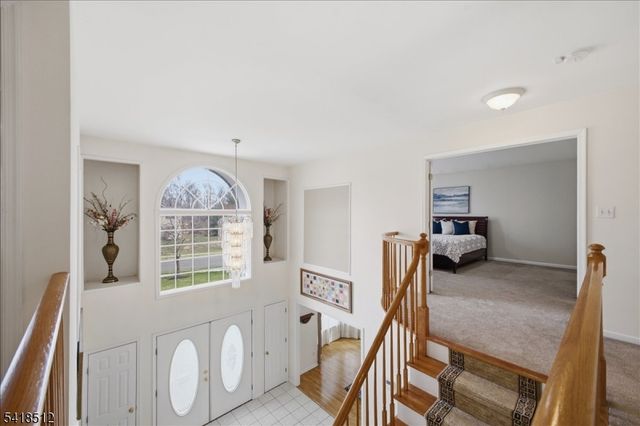 122 Sleepy Hollow Ln, Montgomery Twp., NJ 08502