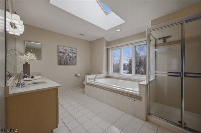 122 Sleepy Hollow Ln, Montgomery Twp., NJ 08502