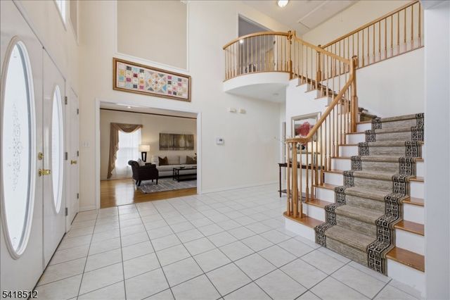 122 Sleepy Hollow Ln, Montgomery Twp., NJ 08502