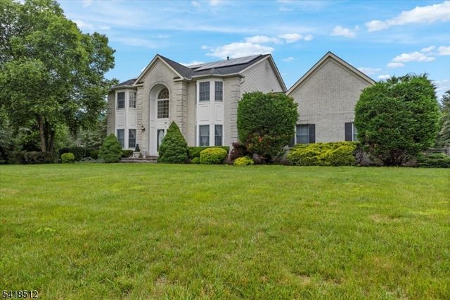 122 Sleepy Hollow Ln, Montgomery Twp., NJ 08502