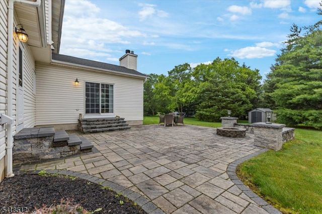 122 Sleepy Hollow Ln, Montgomery Twp., NJ 08502