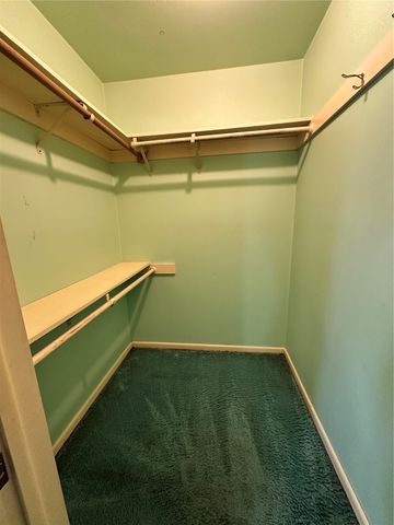 422 42nd NE, Cedar Rapids, IA 52402