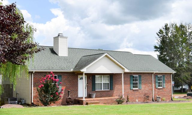100 Megann Dr, Portland, TN 37148