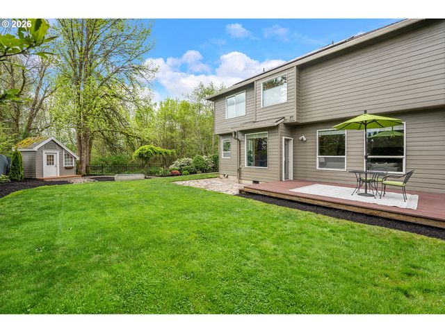 12432 Se MOUNTAIN SUN Dr, Clackamas, OR 97015