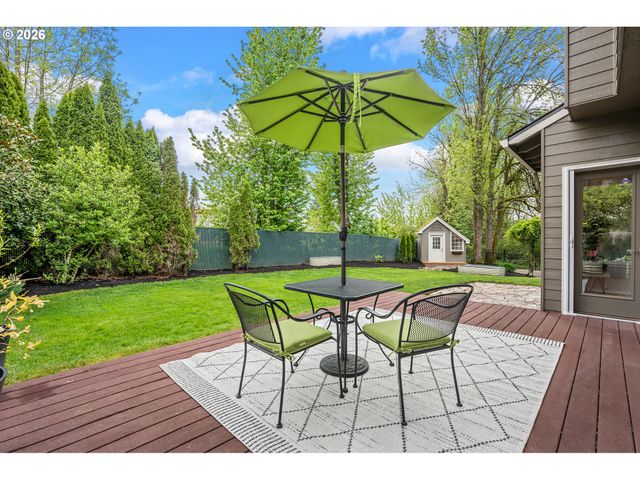 12432 Se MOUNTAIN SUN Dr, Clackamas, OR 97015