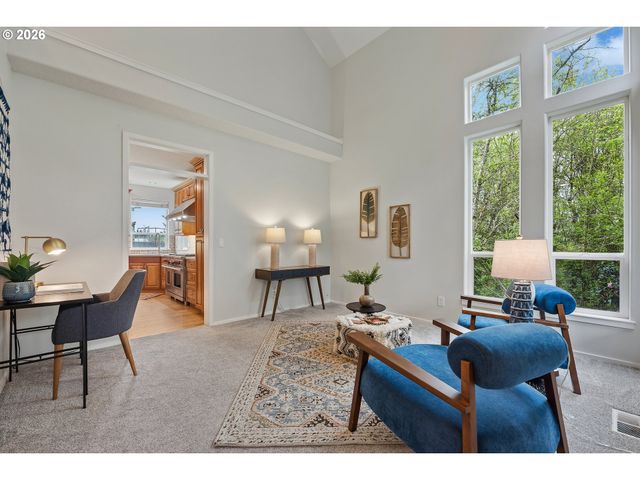 12432 Se MOUNTAIN SUN Dr, Clackamas, OR 97015