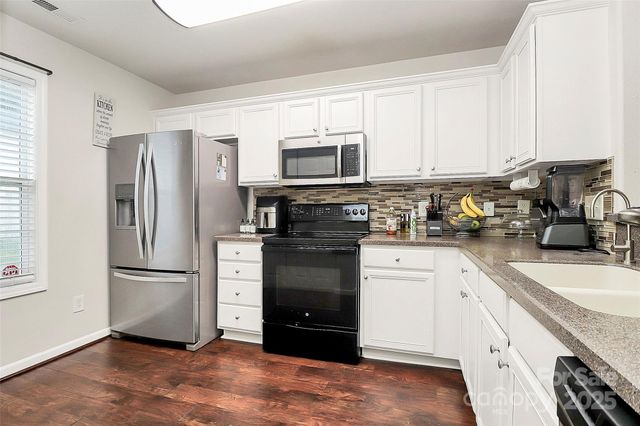 7707 Brisbane Court, Charlotte, NC 28215
