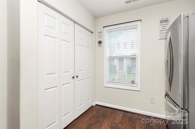 7707 Brisbane Court, Charlotte, NC 28215
