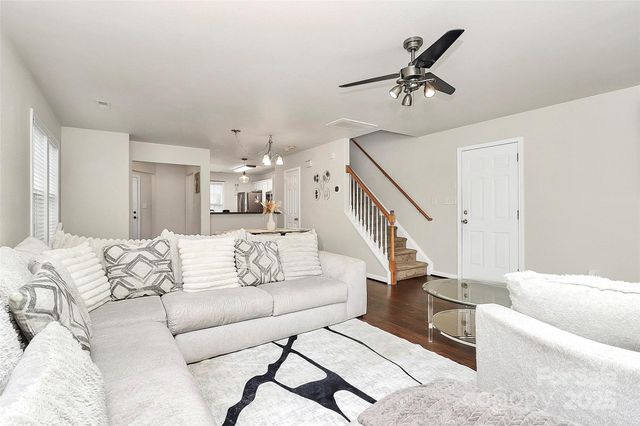 7707 Brisbane Court, Charlotte, NC 28215