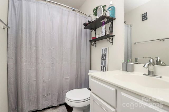 7707 Brisbane Court, Charlotte, NC 28215