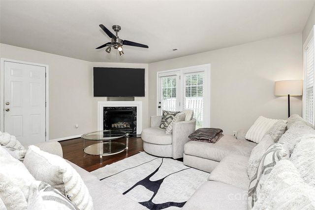 7707 Brisbane Court, Charlotte, NC 28215