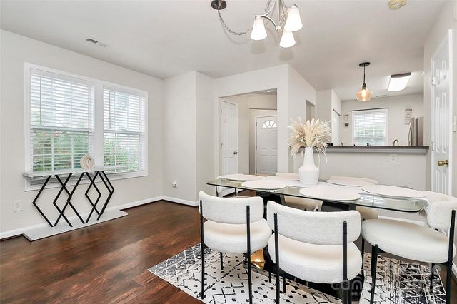 7707 Brisbane Court, Charlotte, NC 28215