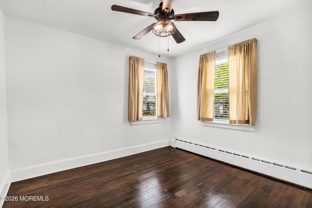 1 Tiensch Avenue, Leonardo, NJ 07737