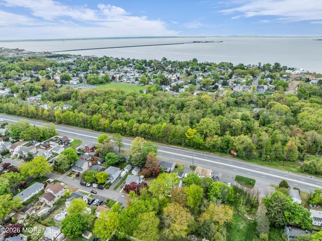 1 Tiensch Avenue, Leonardo, NJ 07737