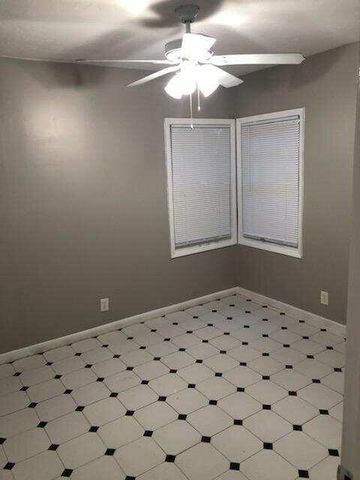 717 8th Avenue N, Lake Worth Beach, FL 33460