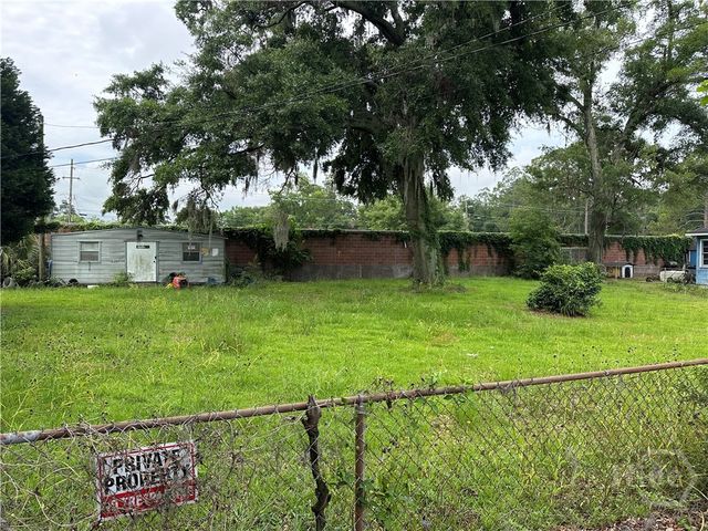 207 Godsells Street, Savannah, GA 31405