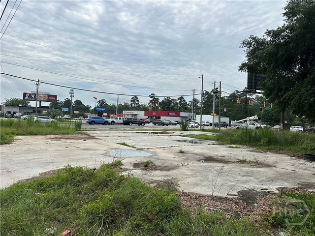 207 Godsells Street, Savannah, GA 31405