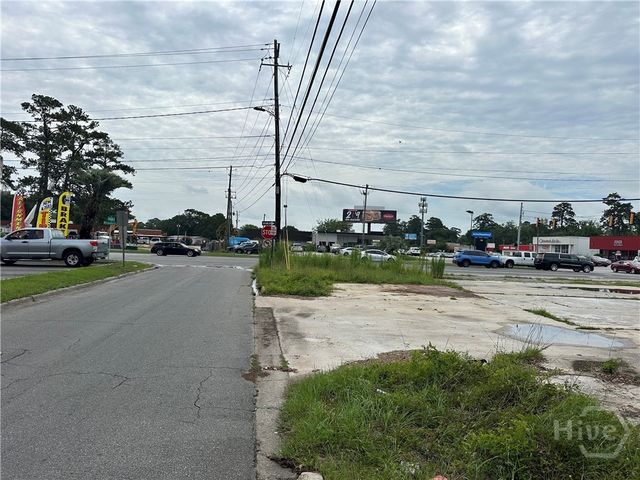 207 Godsells Street, Savannah, GA 31405