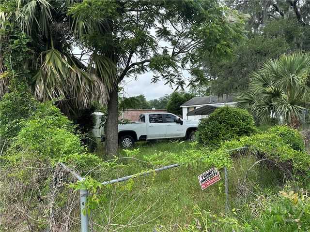 207 Godsells Street, Savannah, GA 31405