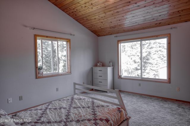 31582 E Hayden Lake RD, Hayden, ID 83835