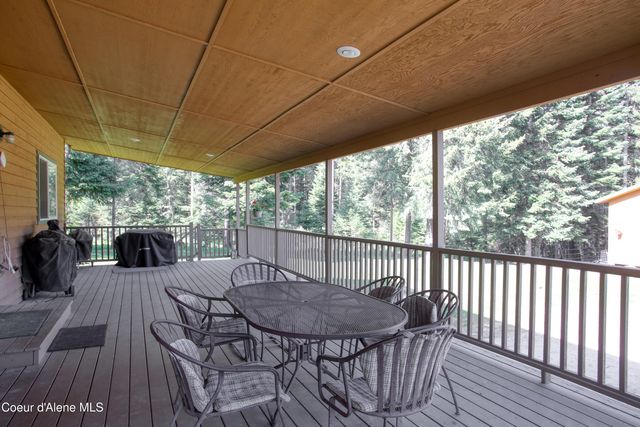 31582 E Hayden Lake RD, Hayden, ID 83835