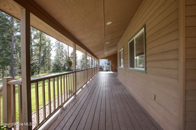 31582 E Hayden Lake RD, Hayden, ID 83835