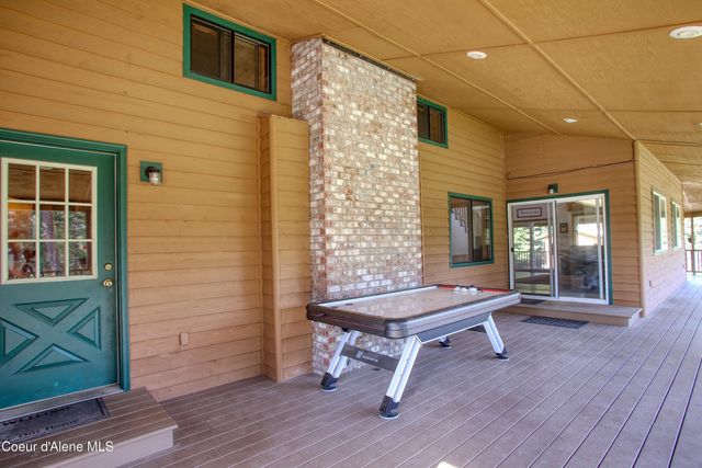 31582 E Hayden Lake RD, Hayden, ID 83835