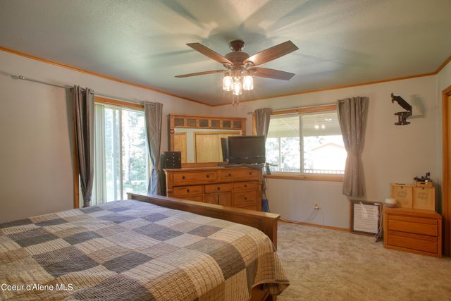 31582 E Hayden Lake RD, Hayden, ID 83835