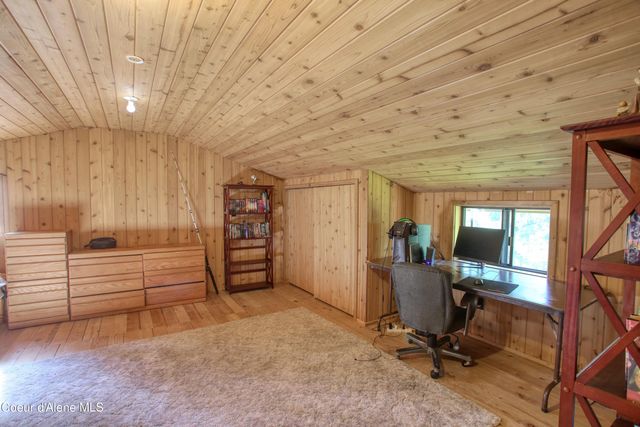 31582 E Hayden Lake RD, Hayden, ID 83835