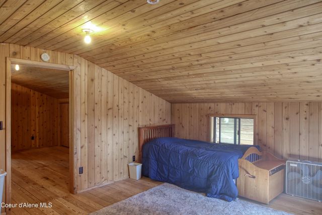 31582 E Hayden Lake RD, Hayden, ID 83835