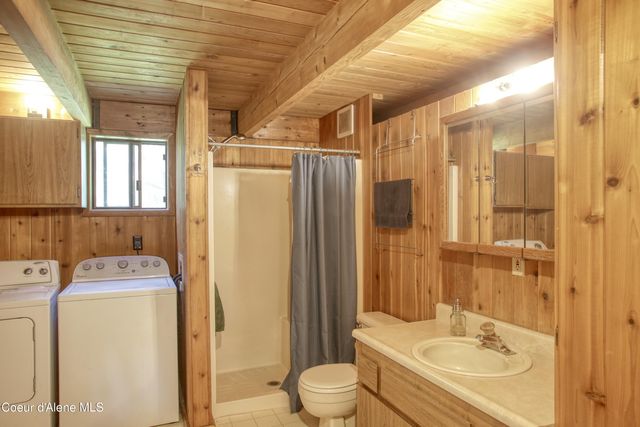 31582 E Hayden Lake RD, Hayden, ID 83835