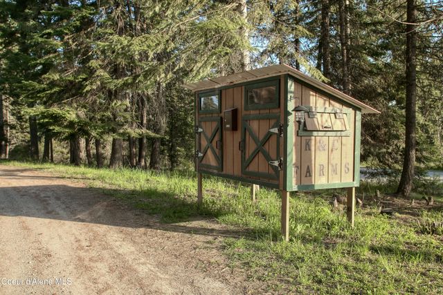 31582 E Hayden Lake RD, Hayden, ID 83835
