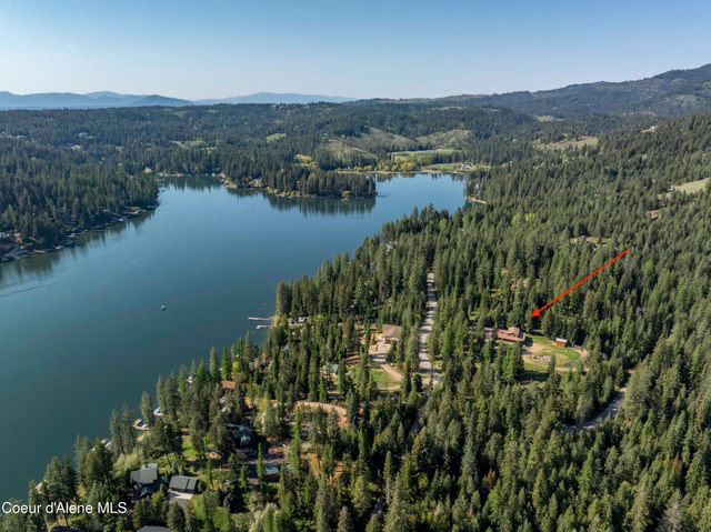 31582 E Hayden Lake RD, Hayden, ID 83835