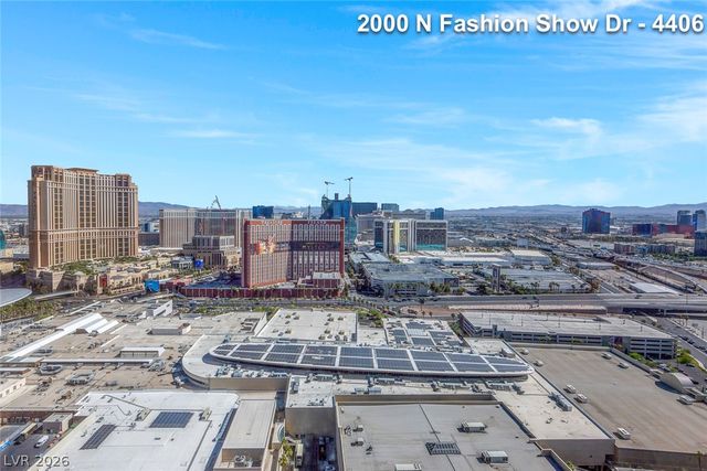 2000 FASHION SHOW Drive 4406, Las Vegas, NV 89109