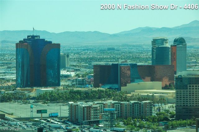 2000 FASHION SHOW Drive 4406, Las Vegas, NV 89109