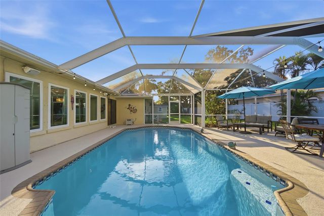 8304 12TH AVENUE DRIVE NW, Bradenton, FL 34209