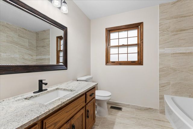 3001 Somme Court, Joliet, IL 60435