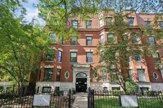 5208 N Winthrop Avenue 2, Chicago, IL 60640