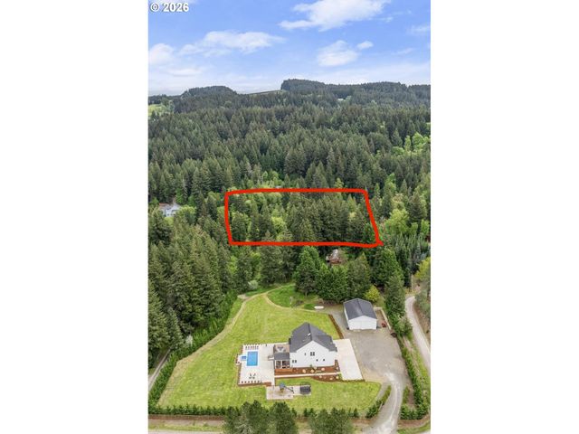 18243 S BOGYNSKI Rd, Oregon City, OR 97045