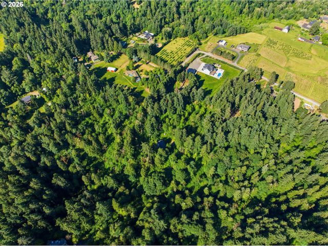 18243 S BOGYNSKI Rd, Oregon City, OR 97045