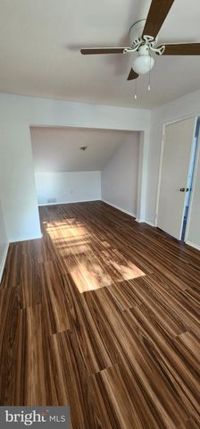 114 STRATTON LN, Mt Laurel, NJ 08054