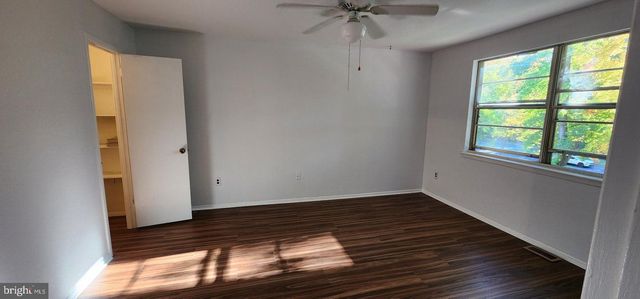 114 STRATTON LN, Mt Laurel, NJ 08054