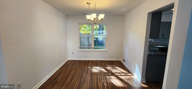 114 STRATTON LN, Mt Laurel, NJ 08054