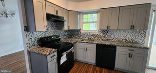 114 STRATTON LN, Mt Laurel, NJ 08054