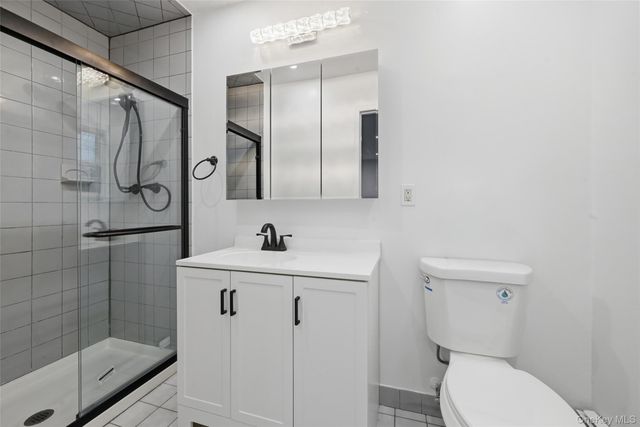 19 Sherwood Court, Ronkonkoma, NY 11779