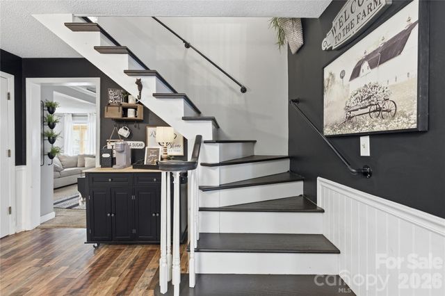 447 Henderson Road, Chesnee, SC 29323