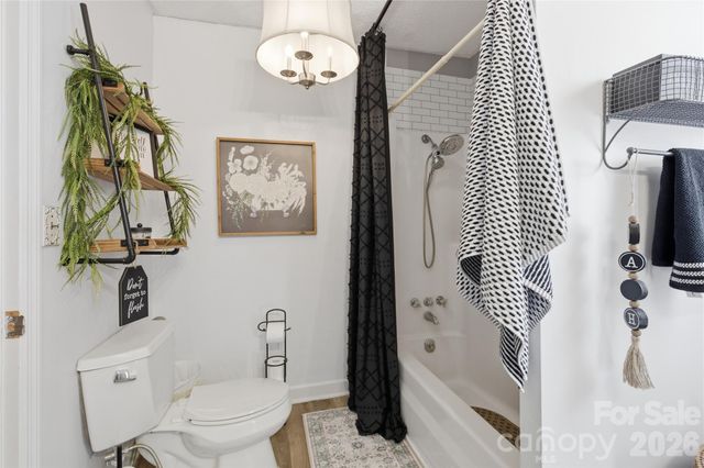 447 Henderson Road, Chesnee, SC 29323